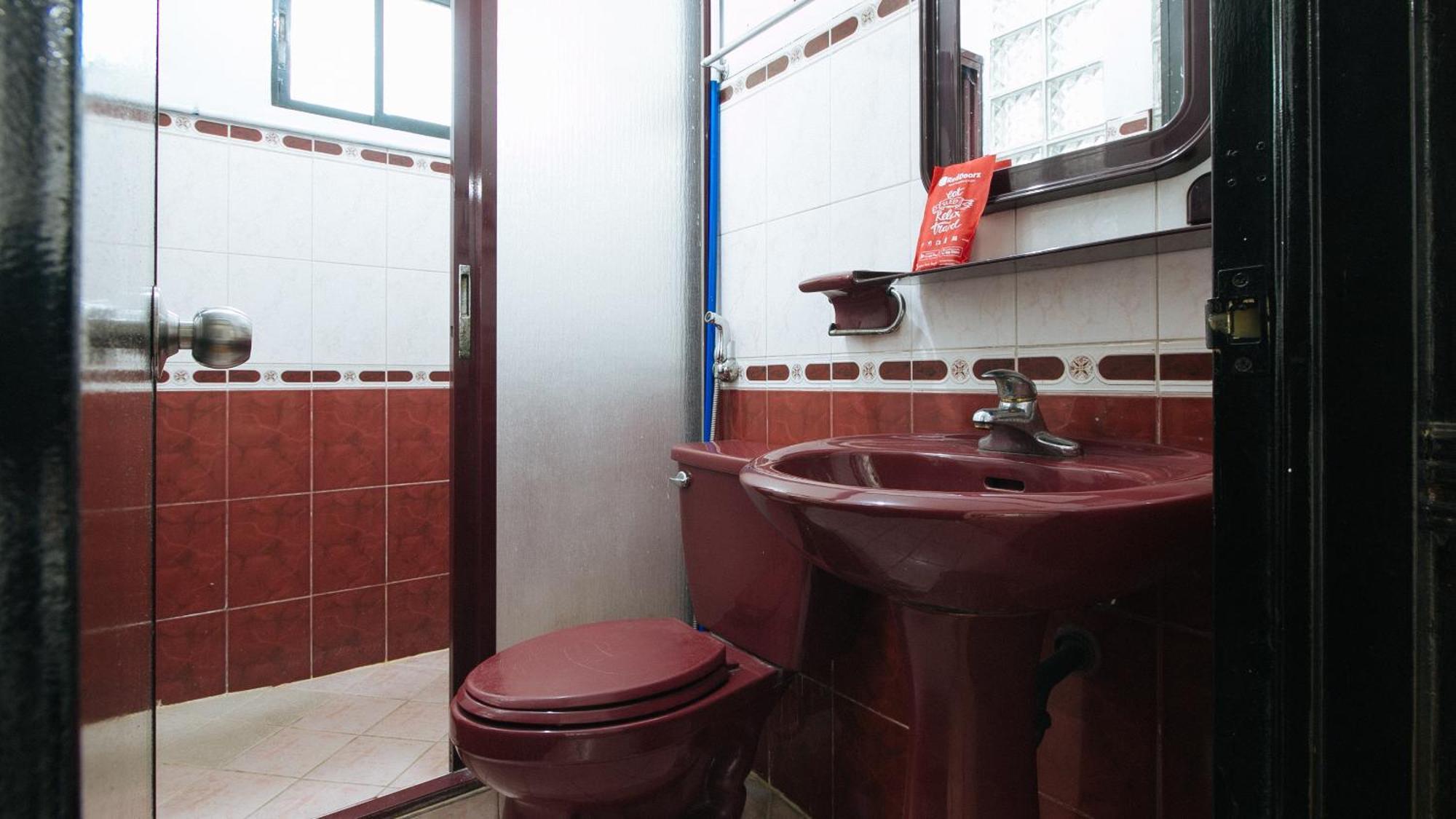 Reddoorz At Plus Villa Gloria Тагуиг Екстериор снимка