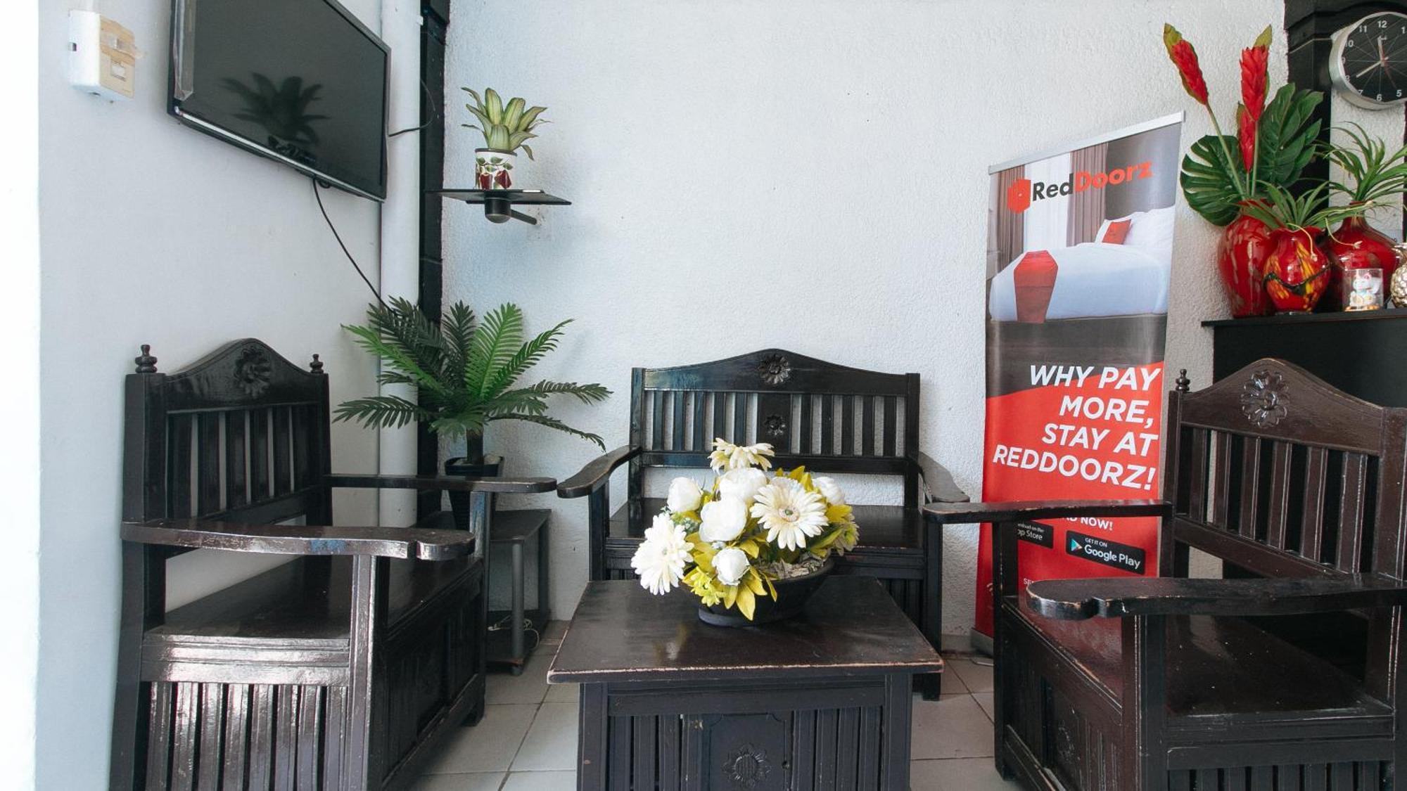 Reddoorz At Plus Villa Gloria Тагуиг Екстериор снимка